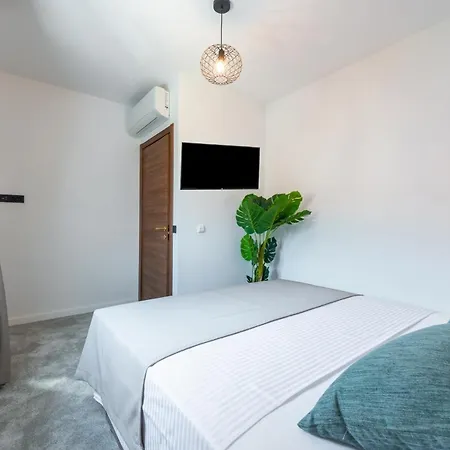 Luxury Marangun *