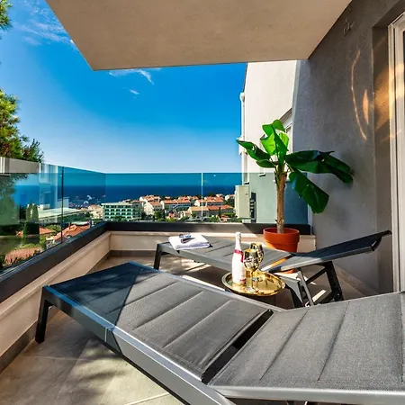 Luxury Marangun Apartamento